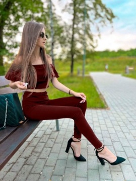 ЧЕРНЫЙ КОМПЛЕКТ - ТОП-БЛУЗКА с рюшами и ЛЕГГИНГИ на резинке S/M