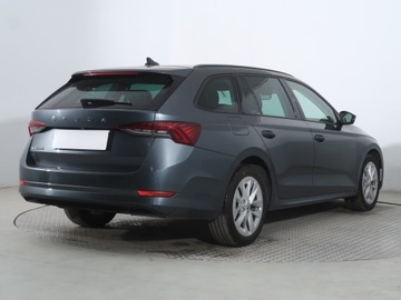 Skoda Octavia III Kombi Facelifting 2.0 TDI 150KM 2020 Skoda Octavia 2.0 TDI, Salon Polska, zdjęcie 4