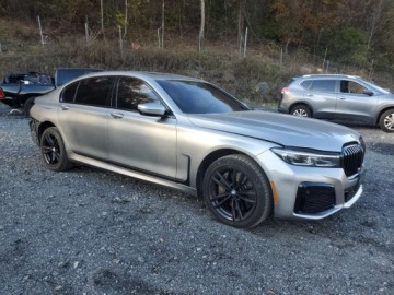BMW Seria 7 G11-G12 2021 BMW Seria 7 750xi 2021 4.4l 4.4 Benzyna 523KM, zdjęcie 4