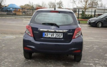 Toyota Yaris III Hatchback 5d 1.33 Dual VVT-i 99KM 2011 Toyota Yaris 1.3B Navi Kamera 2 KPL Opon Sprowadzony Oplacony 1.3, zdjęcie 8