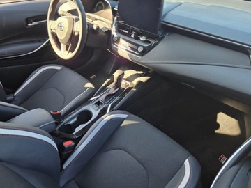 Toyota Corolla XII Hatchback Facelifting 1.8 Hybrid 140KM 2025 GR Sport 1.8 Hybrid 140KM | Podgrzewane fotele!, zdjęcie 9