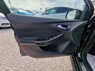 Ford Focus III Kombi Facelifting 1.0 EcoBoost 140KM 2017 Ford Focus ST-LINE 1.0 EcoBoost 140Ps Navi Ksenon Alu Piekny Gwarancja, zdjęcie 9