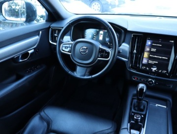 Volvo V90 II Kombi 2.0 D4 190KM 2017 Volvo V90 Cross Country D4 2.0 AWD, 187 KM, 4X4, zdjęcie 6