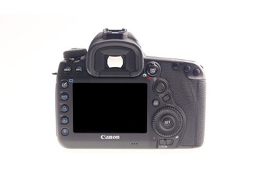 Canon EOS 5D Mark IV выставлена ​​на 25 000 злотых в качестве новой BG E 20 на другом аукционе