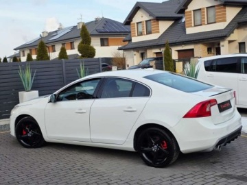 Volvo S60 II Sedan 2.0 D3 163KM 2012 Volvo S60 ___R-Design___2.0 D4 163KM___Bi-Xenon Skora Navi Alu18 Black___, zdjęcie 25