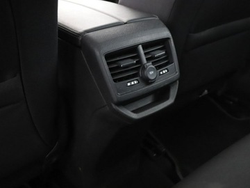 Peugeot 3008 II Crossover Facelifting  1.5 BlueHDi 130KM 2021 Peugeot 3008 FV23% navi virtual kamera tempomat, zdjęcie 38