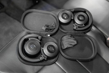 Land Rover Range Rover V SWB 4.4 P535 530KM 2022 Land Rover Range Rover V8 530KM First Edition LWB., zdjęcie 31