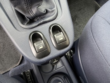 Peugeot 1007 2005 Peugeot 1007 Tylko 119tyśkm 1WŁ 2005R KLIMA STAN IDEALNY 1.4 Prosta Benzyna, zdjęcie 12