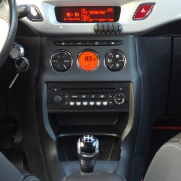 DS 3 Hatchback (Citroen) 1.2 VTi 82KM 2014 Citroen DS3 Pure Tech VTi 82 SoChic, zdjęcie 29