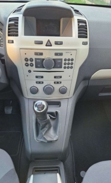Opel Zafira B 1.8 ECOTEC 140KM 2009 Opel Zafira 1.8 140ps. Benzyna 7-0sob 1.8 Benzyna 140KM, zdjęcie 22