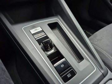 Volkswagen Golf VIII Variant 2.0 TDI 150KM 2021 Volkswagen Golf Variant Martwe poleVirtualFaktura23 Masaz fotela kierowcy, zdjęcie 26