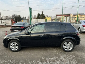 Opel Astra J Hatchback 5d 1.6 Twinport ECOTEC 115KM 2012 Opel Astra 1.6 115KM/SalonPL/Wymienione: rozrząd, zdjęcie 4