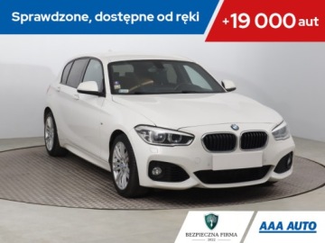 BMW Seria 1 F20-F21 2015 BMW 1 118i, Salon Polska, Automat, Navi, Klima