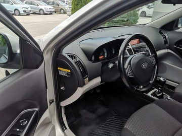 Kia Ceed I 2007 Kia Cee&#039;d 1.6 16v 120KM Klima Parktronik Podgrz, zdjęcie 12