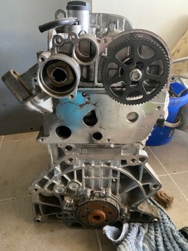 BLOK MOTORU 04E103023AK LEON III 5F A3 8V 1.4TSI