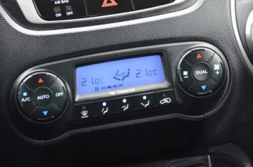 Hyundai ix35 SUV 1.6 GDI 135KM 2013 REZERWACJA SERWIS PANORAMA NAVI KAMERA SKÓRA GRZ.FOTELE PRZÓD+TYŁ, zdjęcie 33
