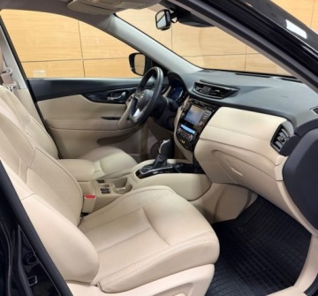 Nissan X-Trail III Terenowy Facelifting 1.3 DIG-T 160KM 2019 Nissan X-Trail Pelna oferta na R-CARS.pl 1.3 Benzyna 160KM, zdjęcie 8