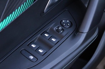 Peugeot 2008 II SUV 1.5 BlueHDi 130KM 2021 Peugeot 2008 Allure Business, zdjęcie 6