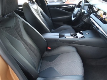 DS 4 II Hatchback 1.2 PureTech 130KM 2022 DS 4 1.2 PureTech, Salon Polska, 1. Właściciel, zdjęcie 8