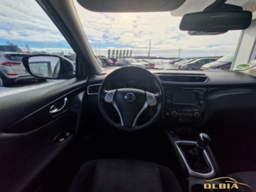 Nissan Qashqai II Crossover 1.2 DIG-T 115KM 2014 Nissan Qashqai Led,Kamera cofania,Nawigacja 1.2 Benzyna 116KM, zdjęcie 17