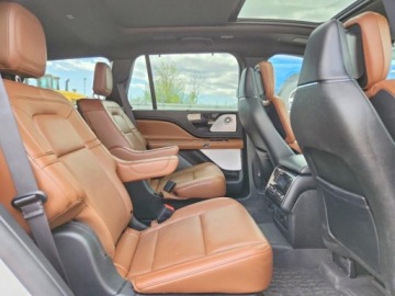 Lincoln Aviator 2024 Lincoln Aviator Reserve 2024 3.0 Benzyna 400KM, zdjęcie 10