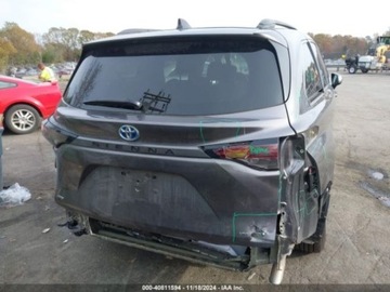 Toyota Sienna III 2023 Toyota Sienna 2023 Toyota Sienna LE AWD 8-Passenger 2.5 Benzyna 189KM, zdjęcie 3