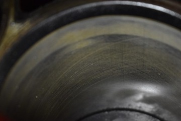 BLOK SPODEK MOTORU HŘÍDEL VOLVO V50 2.0 D 136 KM 03-11