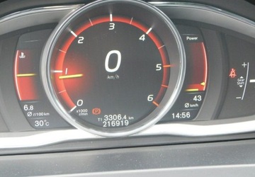 Volvo V60 I Kombi Facelifting 2.0 D3 DRIVE-E 150KM 2018 Volvo V60 z Gwarancja BLiS LCD Zegary Skora Fotele Profilowane 2.0 Diesel, zdjęcie 18