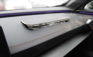 Cupra Formentor Crossover 1.5 TSI 150KM 2024 Cupra Formentor 052024r, Salonowy, 1.5TSI, Uszkodzony prawy przod. Poobija, zdjęcie 18