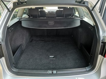 Volkswagen Passat B7 Variant 2.0 TDI CR DPF BlueMotion 140KM 2011 Volkswagen Passat 2.0 TDI 140KM Klimatronic, zdjęcie 23