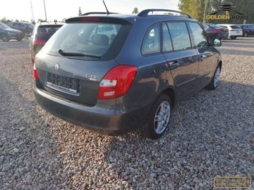 Skoda Fabia II Kombi 1.2 70KM 2009 Skoda Fabia 1,2 htp klima szyberdach alu grz.fotele oplacona 1.2 Benzyna, zdjęcie 5