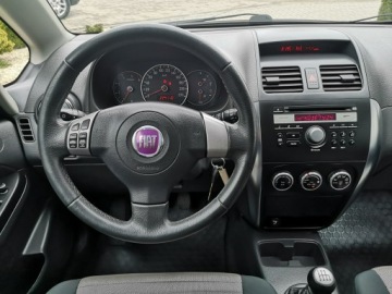Fiat Sedici 1.9 Multijet 120KM 2008 Fiat Sedici 1.9 Multijet 120KM Klimatronik Naped 4, zdjęcie 11