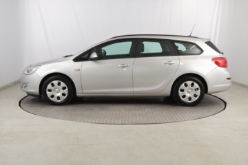 Opel Astra J Sports Tourer 1.6 Twinport ECOTEC 115KM 2012 Opel Astra 1.6 16V, Salon Polska, Klima, Tempomat, zdjęcie 2