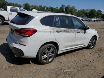 BMW X1 F48 2021 BMW X1 xDrive28i 2021 2.0l 2.0 Benzyna 228KM, zdjęcie 3