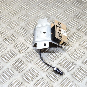 MERCEDES-BENZ GLE (W166 - C292) 2017 ZESILOVAČ ANTÉNY