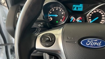 Ford Kuga II SUV 1.5 EcoBoost 150KM 2015 Ford Kuga Ford Kuga 1.5 ecoboost 150 km. 1.5 Benzyna 150KM, zdjęcie 25