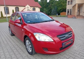 Kia Ceed I Hatchback 1.6 CRDi 90KM 2009