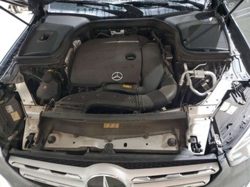 Mercedes GLC C253 2021 Mercedes-Benz GLC 300 2021 2.0l 2.0 Benzyna 255KM, zdjęcie 6