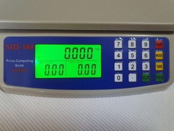 Маленькие весы «Магазин» 30 кг/1 г, работают от батареек.