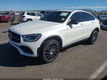 Mercedes GLC C254/X254 2022 Mercedes-Benz GLC 300 4Matic Coupe 2022 2.0l 2.0 Benzyna 255KM, zdjęcie 1