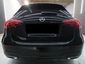 Mercedes Klasa A W177/V177 Hatchback Facelifting 2.0 220 190KM 2025 A Klasa 220 4-Matic AMG Line 2.0 (190KM) 2025, zdjęcie 4