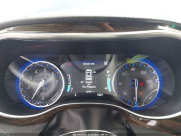 Chrysler Pacifica II 3.6 V6 291KM 2023 Chrysler Pacifica Limited, 2023r., 3.6L 3.6 Benzyna 291KM, zdjęcie 10