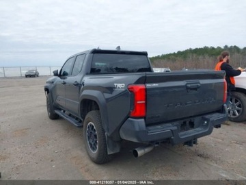 Toyota Tacoma II 2024 Toyota Tacoma TRD Off Road 2024 2.4l 2.4 Benzyna 278KM, zdjęcie 3