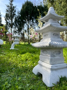 БЕТОННАЯ САДОВАЯ ФИГУРКА - ЯПОНСКАЯ ПАГОДА НА ОСНОВАНИИ