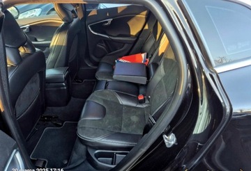 Volvo V40 II Hatchback Facelifting 2.0 D3 150KM 2016 VOLVO V40 R-Desing, zdjęcie 5