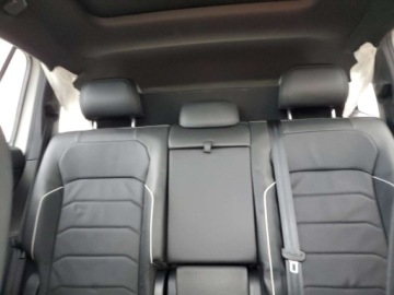 Volkswagen Tiguan II 2023 Volkswagen Tiguan Sel R-Line Black 2023 2.0 Benzyna 184KM, zdjęcie 10