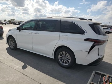 Toyota Sienna III 2024 Toyota Sienna Le, 2024r., 2.5L 2.5 Benzyna 245KM, zdjęcie 3