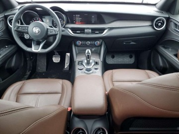 Alfa Romeo Stelvio SUV Facelifting 2.0 Turbo 280KM 2023 Alfa Romeo Stelvio 2023r. 4x4, 2.0L 2.0 Benzyna 280KM, zdjęcie 6