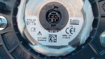 MERCEDES W206 C200 23r ПОДУШКА БЕЗОПАСНОСТИ ВОДИТЕЛЯ A0008602101