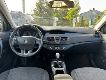 Renault Laguna III Hatchback 2.0 16v 140KM 2009 Renault Laguna Benzyna Climatronic Gwarancja, zdjęcie 13